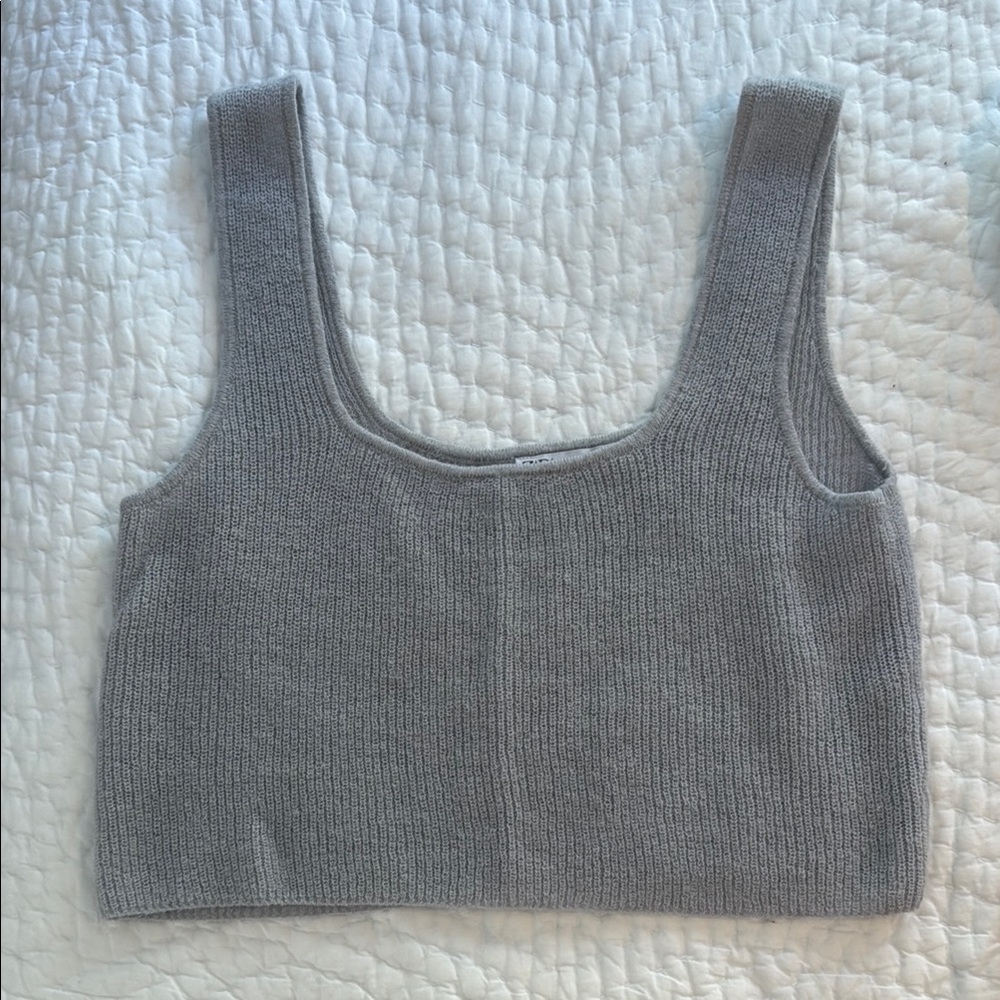 Zara Gray Ribbed Sleeveless Crop Sweater